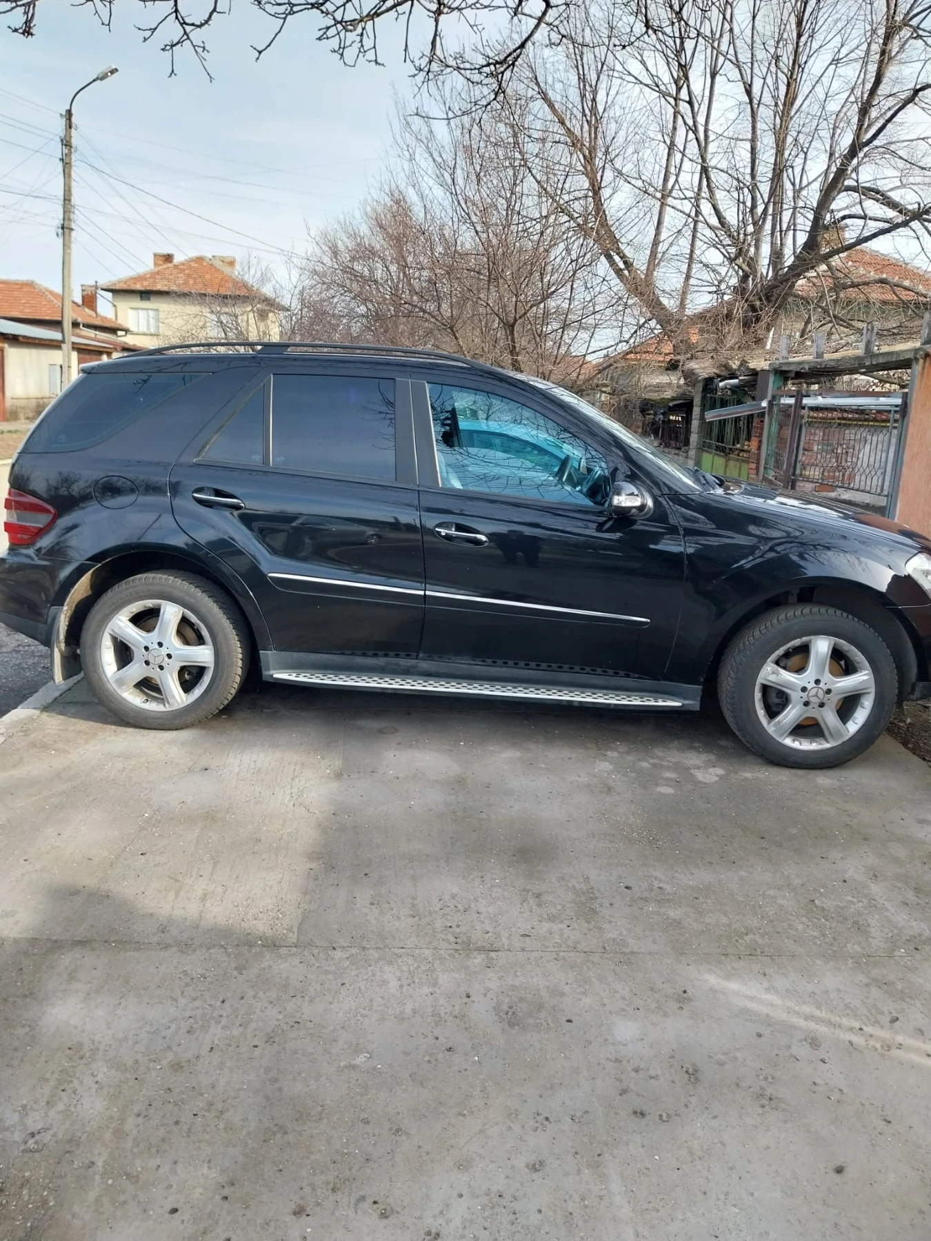 Mercedes-Benz ML 320, снимка 2 - Автомобили и джипове - 53828087