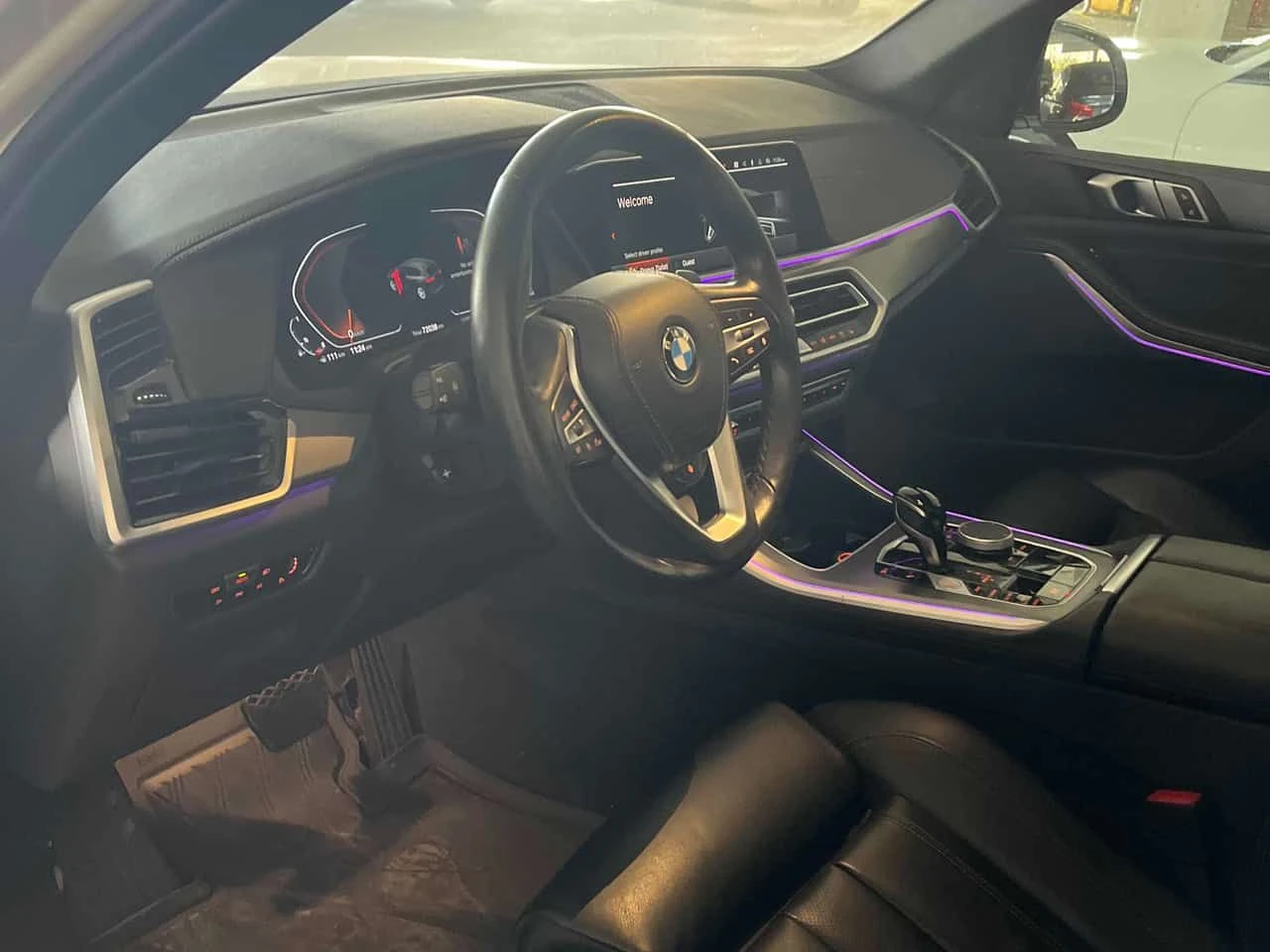 BMW X5 xDrive40i/CARFAX/360/АМБИЕНТНО/ПАНОРАМА, снимка 7 - Автомобили и джипове - 53990709