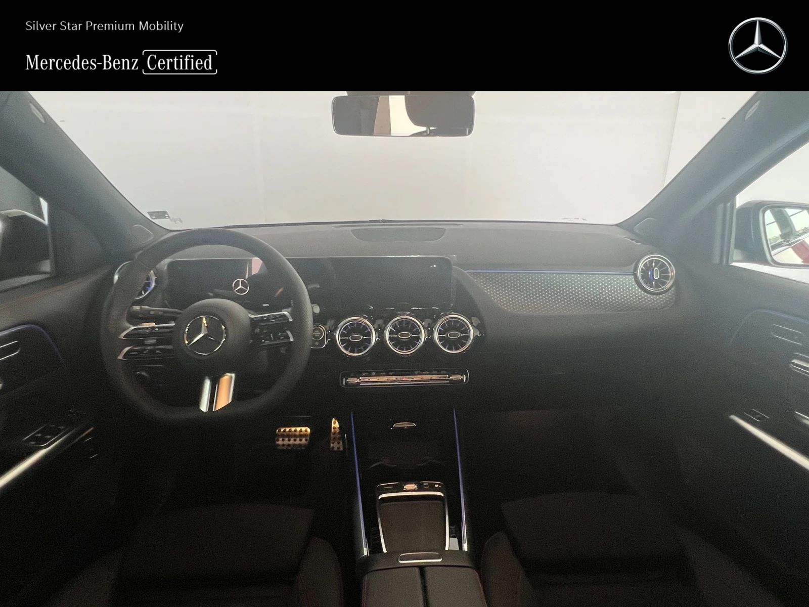 Mercedes-Benz GLA 220 4MATIC, снимка 11 - Автомобили и джипове - 54356678