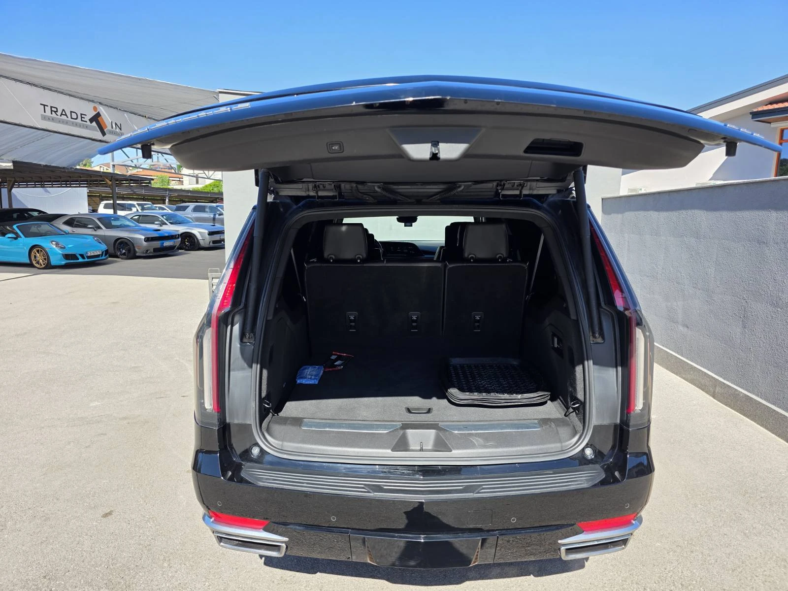 Cadillac Escalade ESV Luxury Platinum 6.2L, снимка 8 - Автомобили и джипове - 54718376