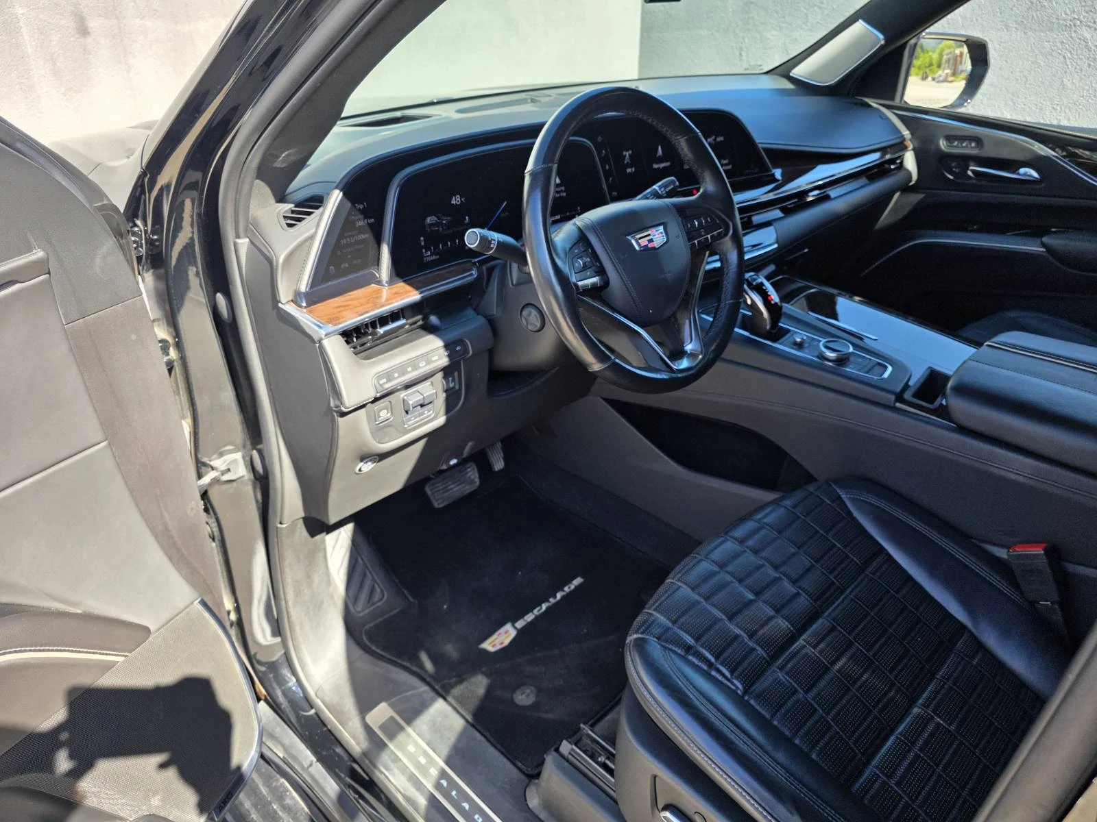 Cadillac Escalade ESV Luxury Platinum 6.2L, снимка 11 - Автомобили и джипове - 54718376