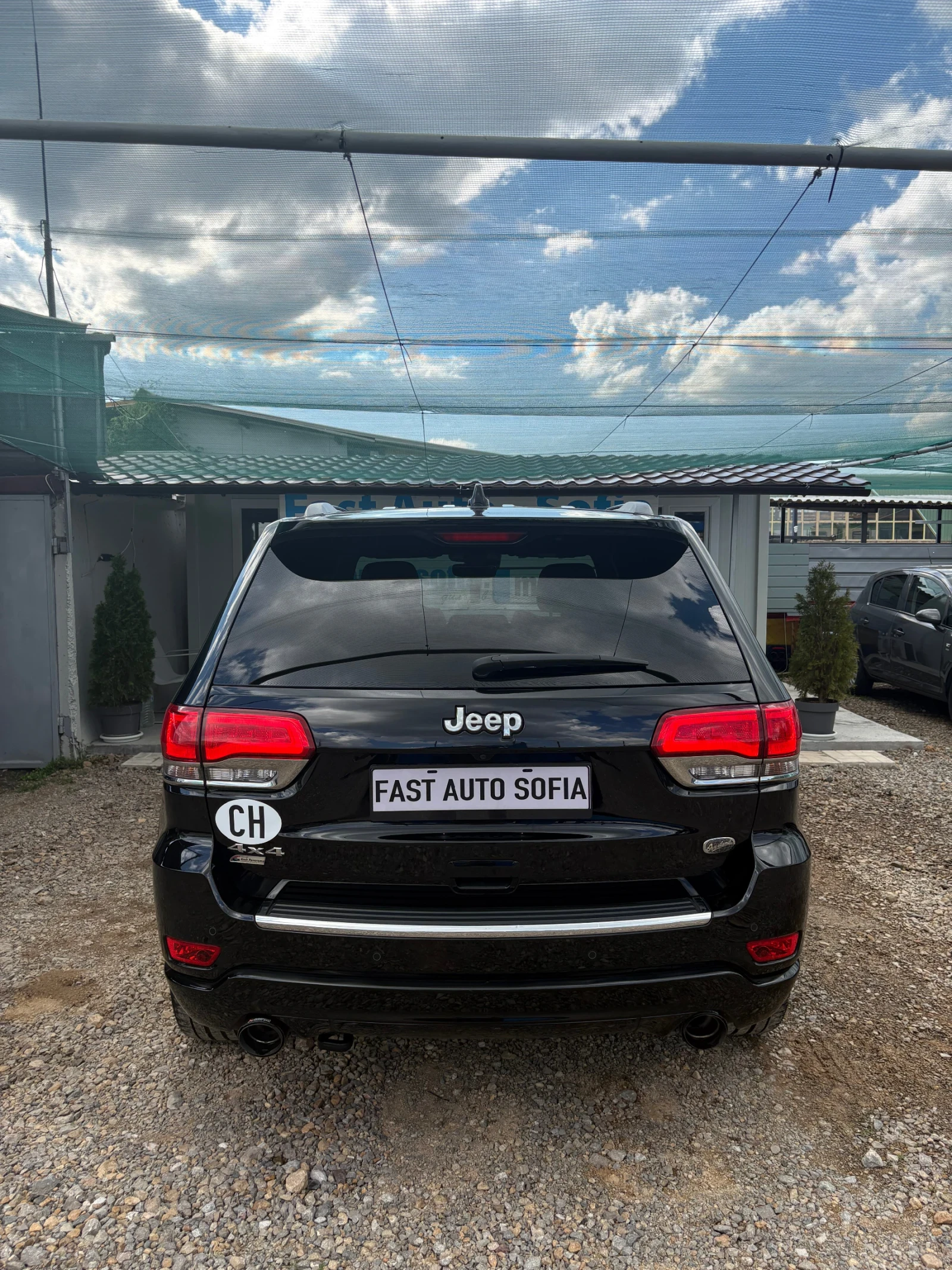 Jeep Grand cherokee 3.0CRD* 4x4* Overland* Panorama* Distronic* Full* , снимка 5 - Автомобили и джипове - 54737342
