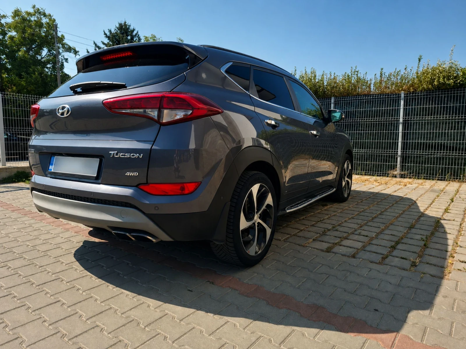 Hyundai Tucson 2.0 CRDi 4WD 184 к.с. Automatic Full, снимка 5 - Автомобили и джипове - 55775869