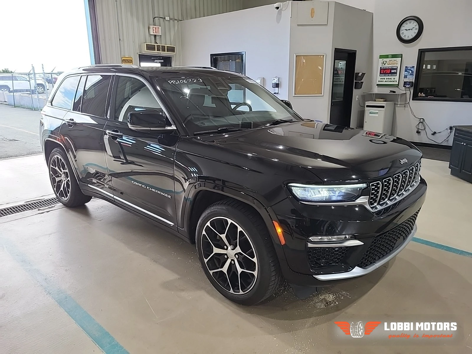 Jeep Grand cherokee, снимка 5 - Автомобили и джипове - 55955793