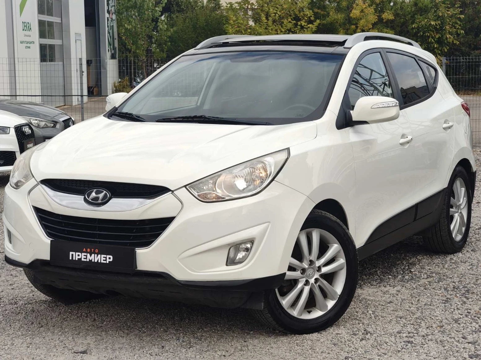 Hyundai Tucson 2.0 CRDI 4WD-РЕАЛНИ КМ!
