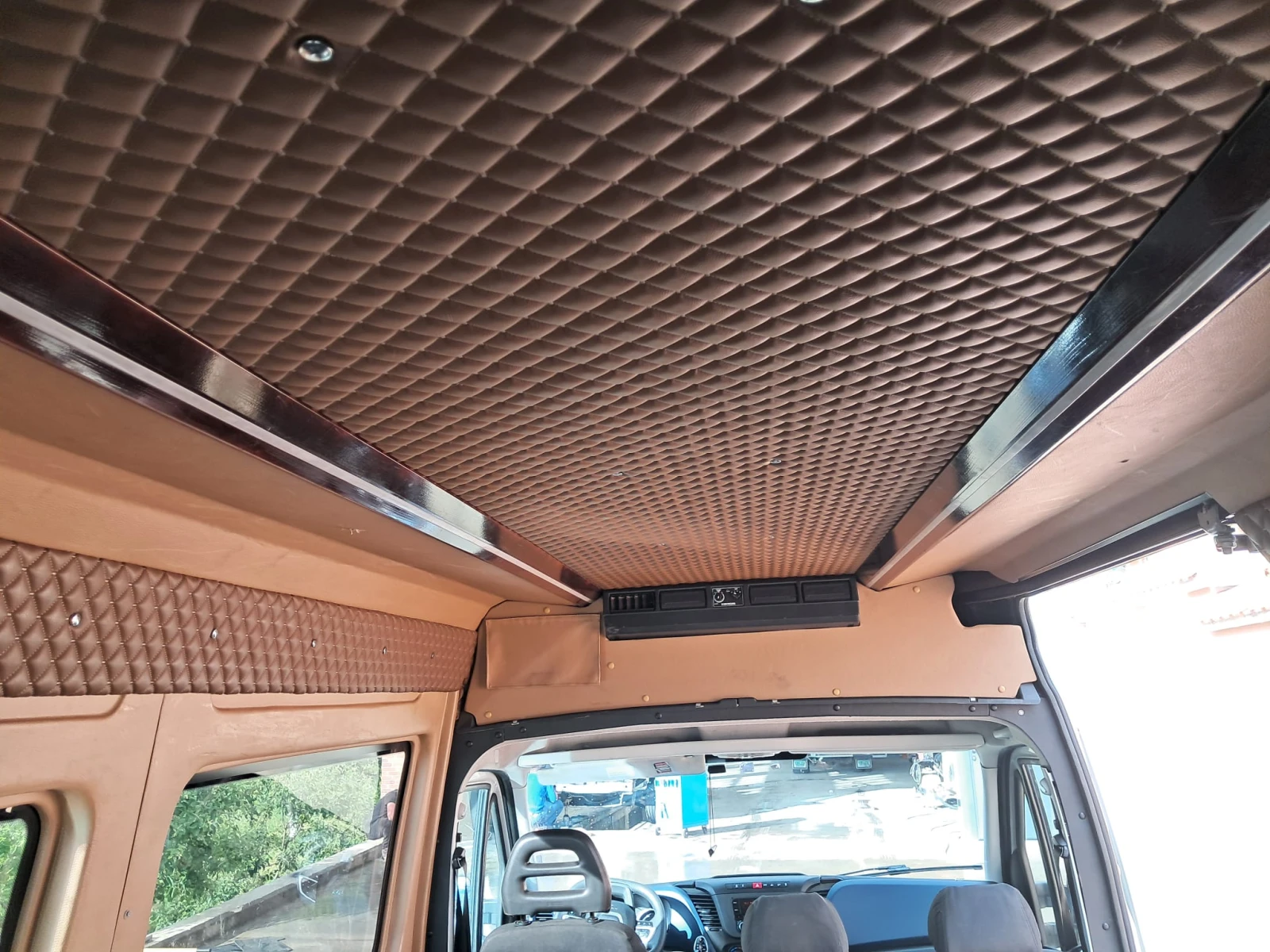 Iveco 35c18  - изображение 10