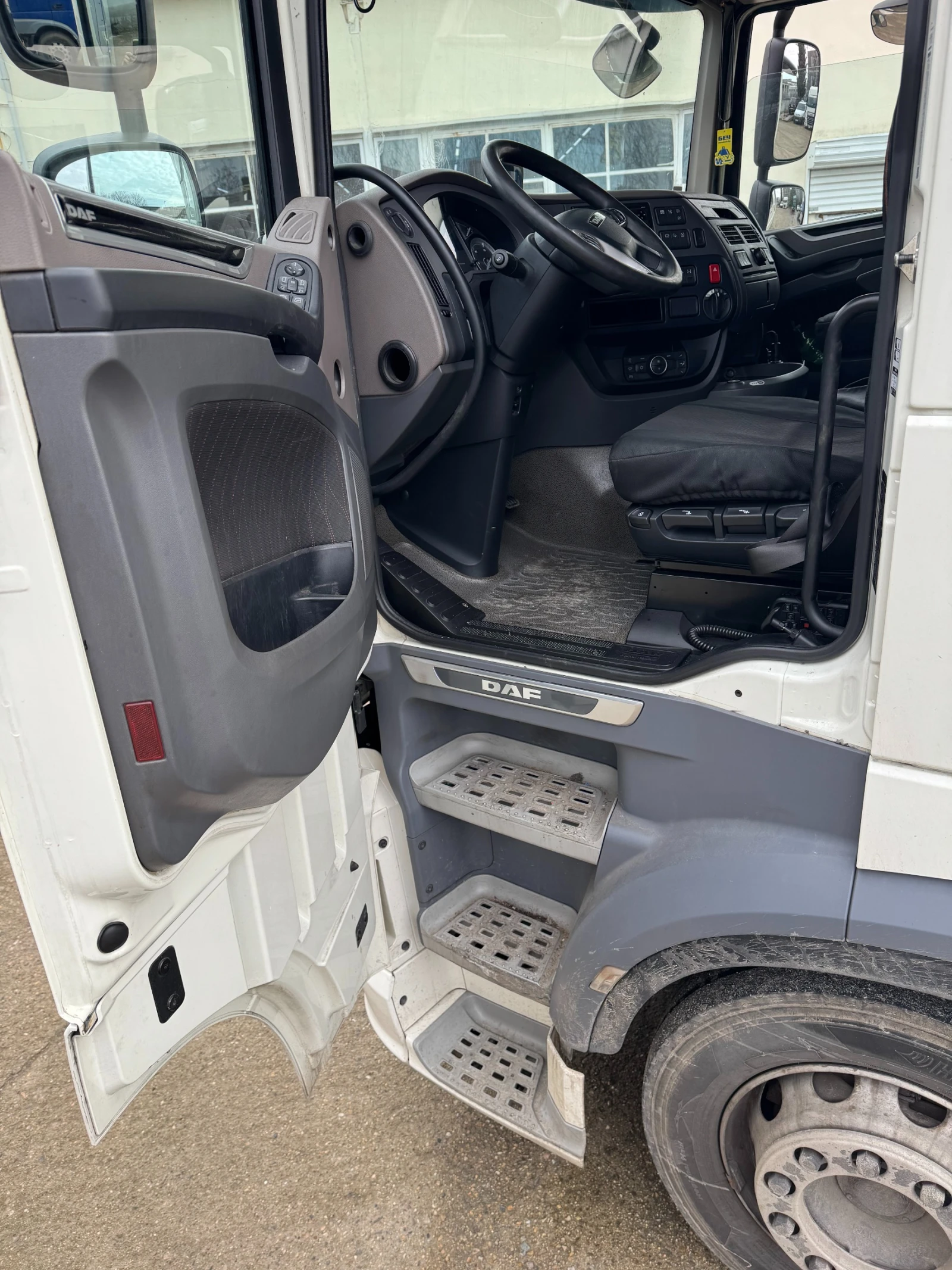 Daf FT XF 106  MEGA - изображение 4