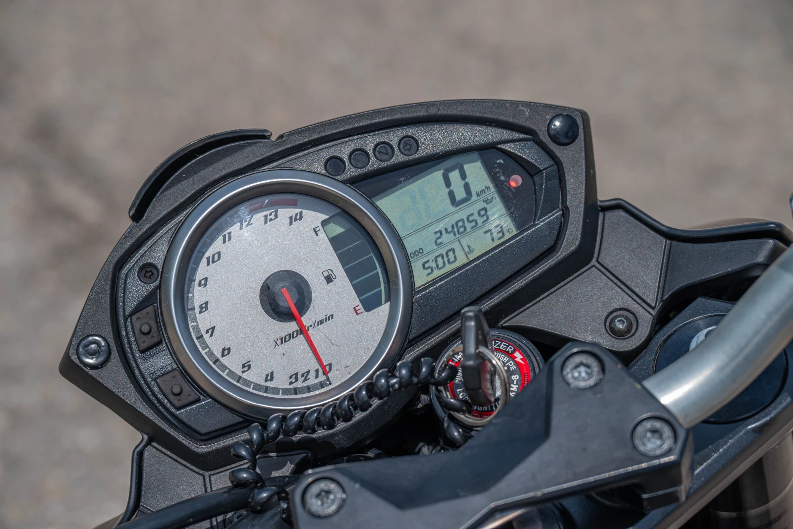 Kawasaki Z 750, снимка 8 - Мотоциклети и мототехника - 54213621