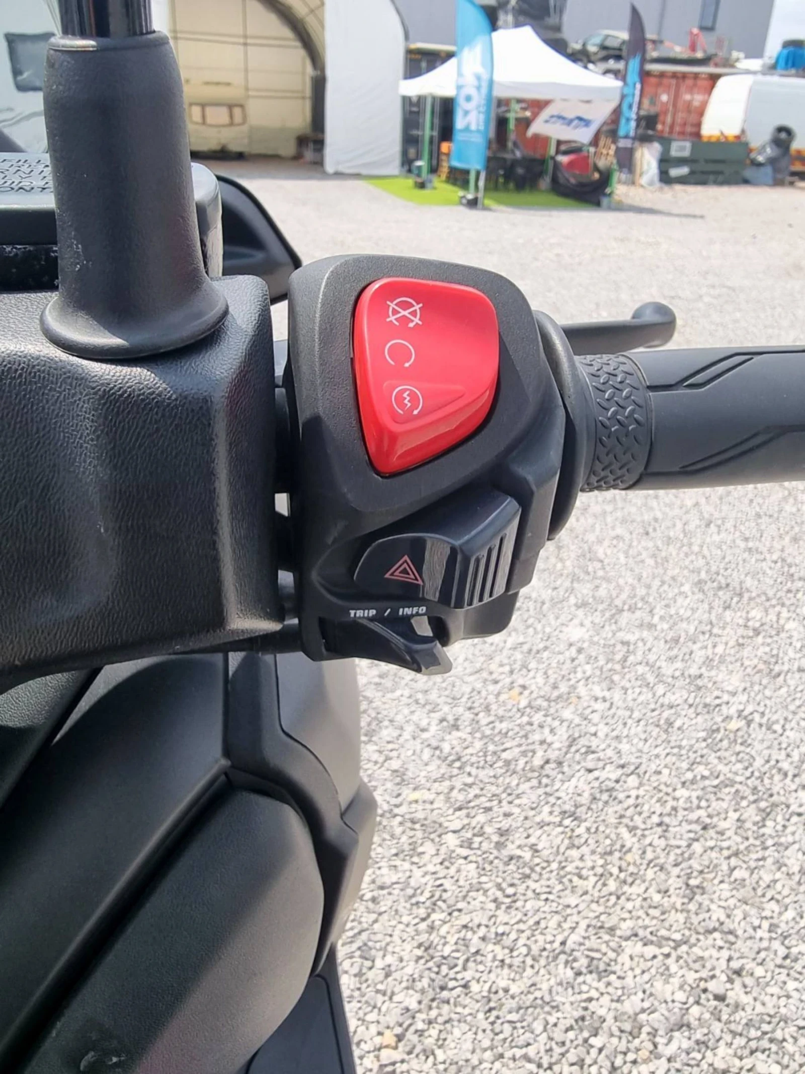 Yamaha X-max 400, снимка 7 - Мотоциклети и мототехника - 55349465