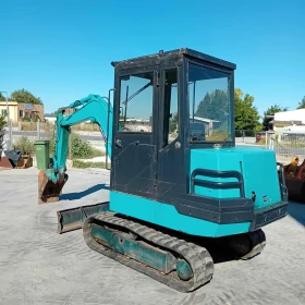      Yanmar B27 *  *   * 