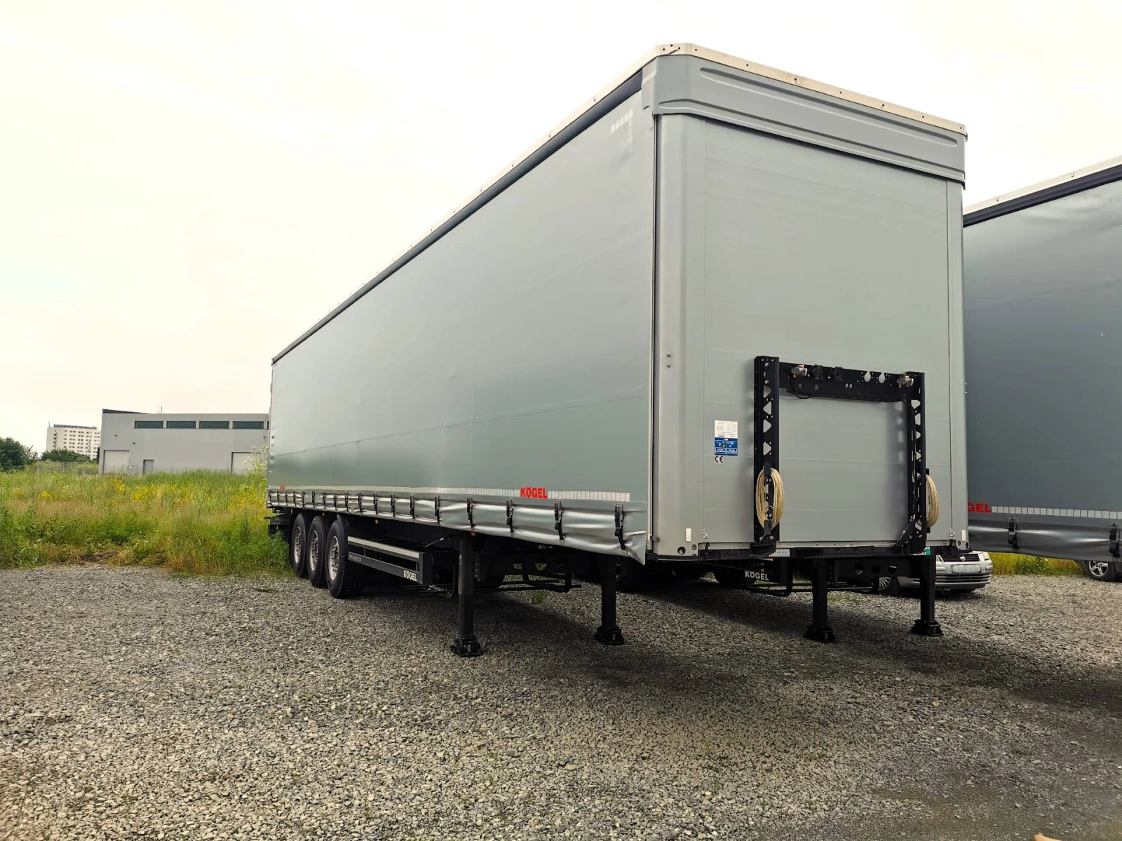 Полуремарке Koegel Cargo | Mobile.bg — изображение 1