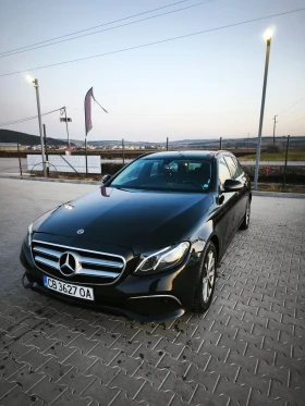 Mercedes-Benz E 220, снимка 2