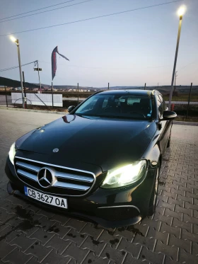 Mercedes-Benz E 220, снимка 1