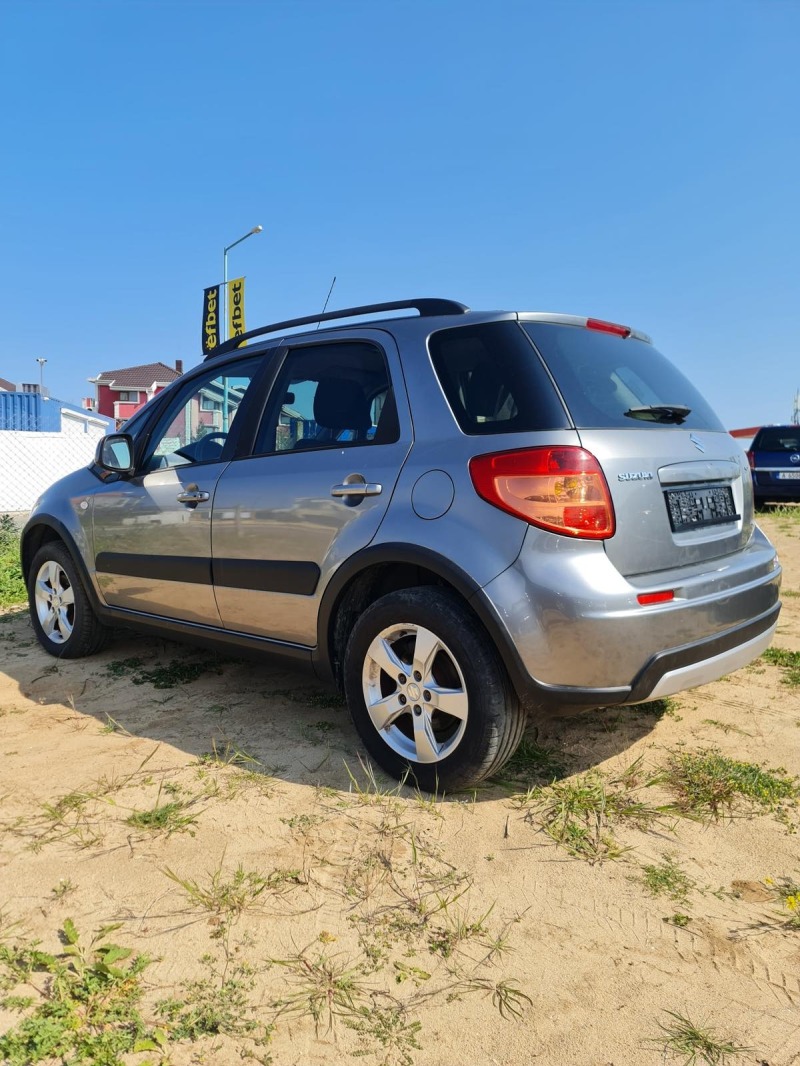 Suzuki SX4 1.6I 4x4, снимка 4 - Автомобили и джипове - 45975062