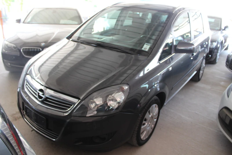 Opel Zafira 1.6I МЕТАН, снимка 1 - Автомобили и джипове - 47403586