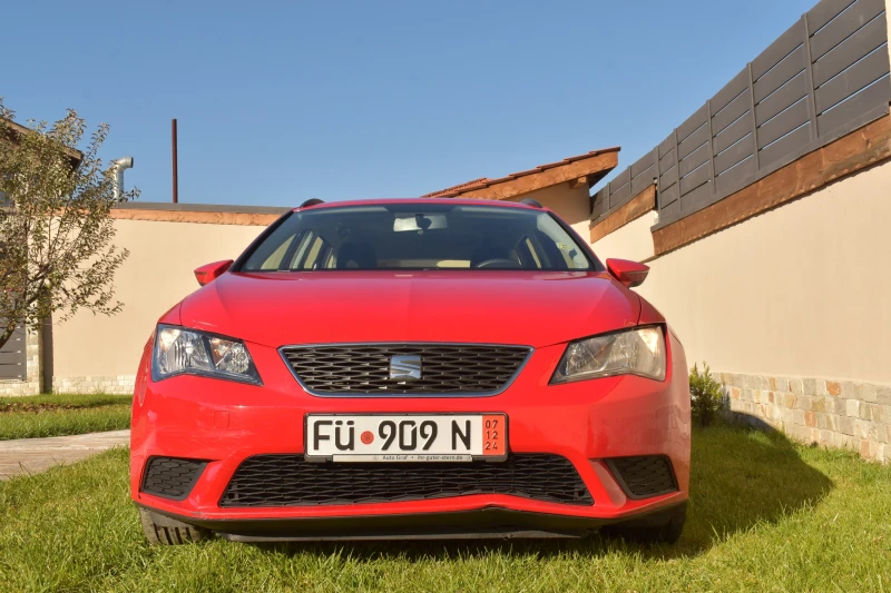 Seat Leon, снимка 3 - Автомобили и джипове - 48106682