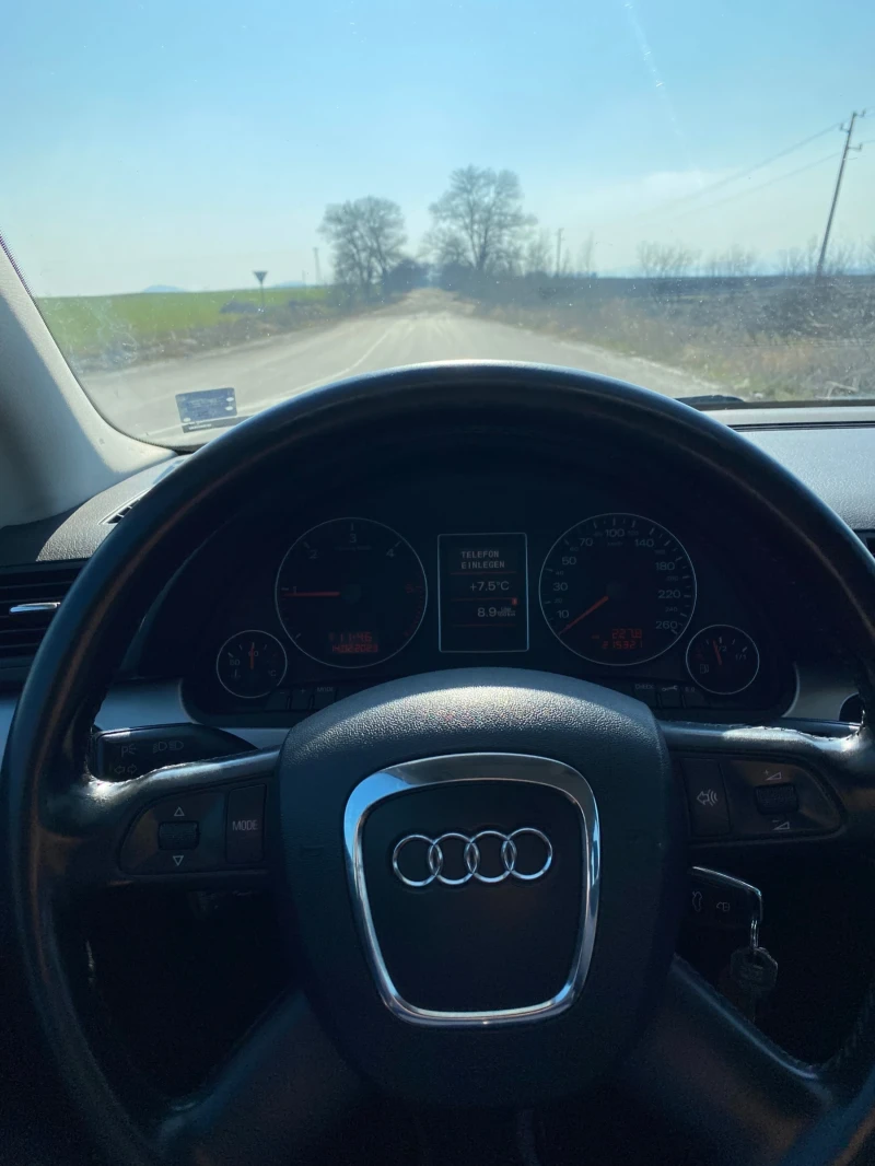 Audi A4 2.0, снимка 11 - Автомобили и джипове - 49219506