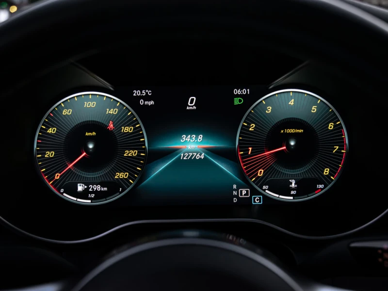 Mercedes-Benz C 300 2019 Mercedes-Benz C-Class C 300, снимка 11 - Автомобили и джипове - 51988074