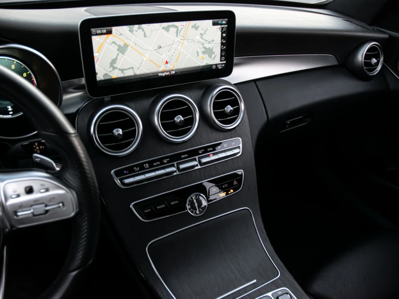 Mercedes-Benz C 300 2019 Mercedes-Benz C-Class C 300, снимка 10 - Автомобили и джипове - 51988074