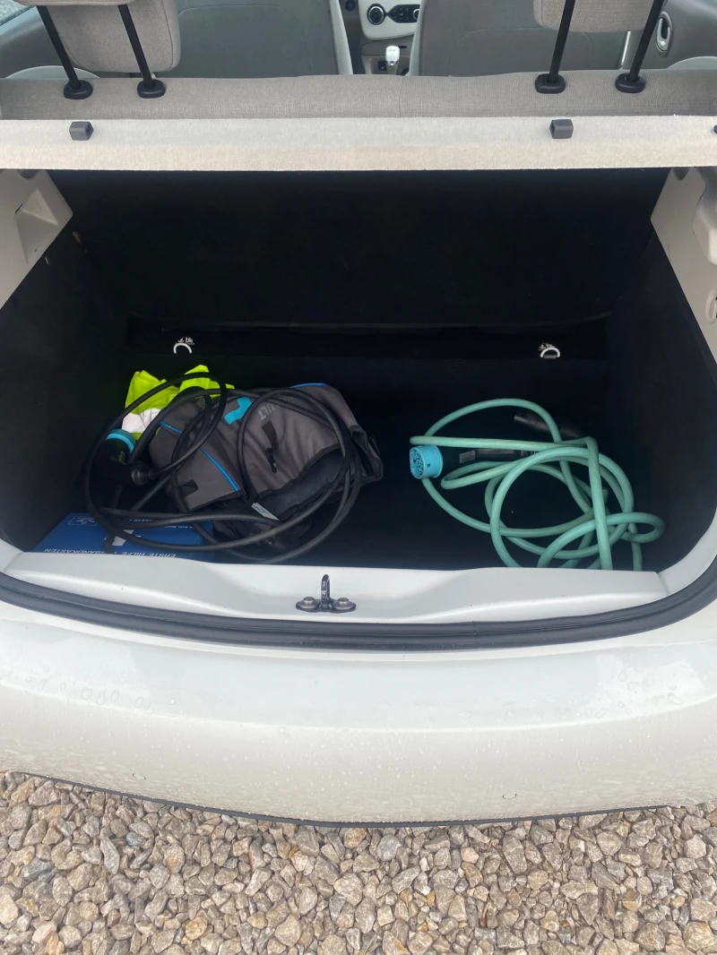 Renault Zoe 22kWh 58ps, снимка 14 - Автомобили и джипове - 52665670