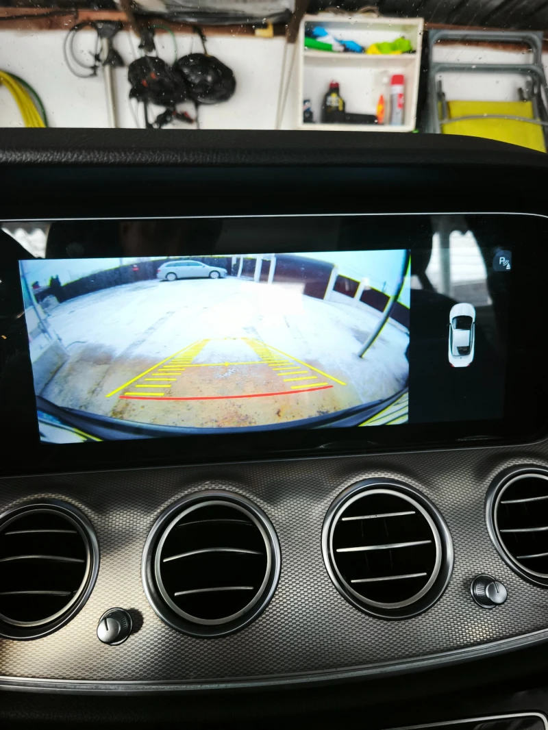 Mercedes-Benz E 220, снимка 7 - Автомобили и джипове - 53137086