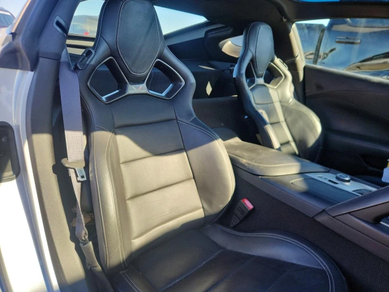 Chevrolet Corvette 6.2l Stingray Z51 3LТ, снимка 10 - Автомобили и джипове - 53388264