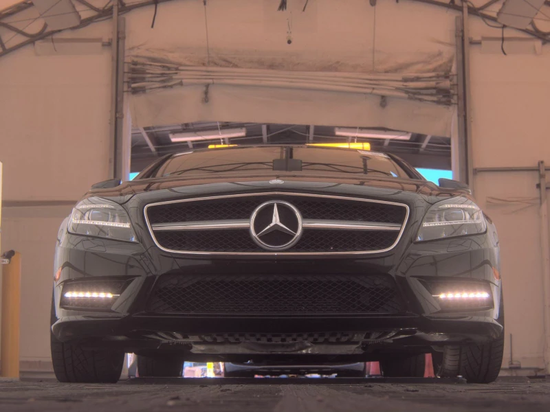 Mercedes-Benz CLS 500 AMG* PACK* ПОДГРЕВ* ОБДУХВАНЕ* HARMON* KARDON* , снимка 5 - Автомобили и джипове - 53458731