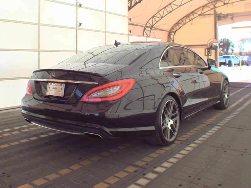 Mercedes-Benz CLS 500 AMG* PACK* ПОДГРЕВ* ОБДУХВАНЕ* HARMON* KARDON* , снимка 2 - Автомобили и джипове - 53458731