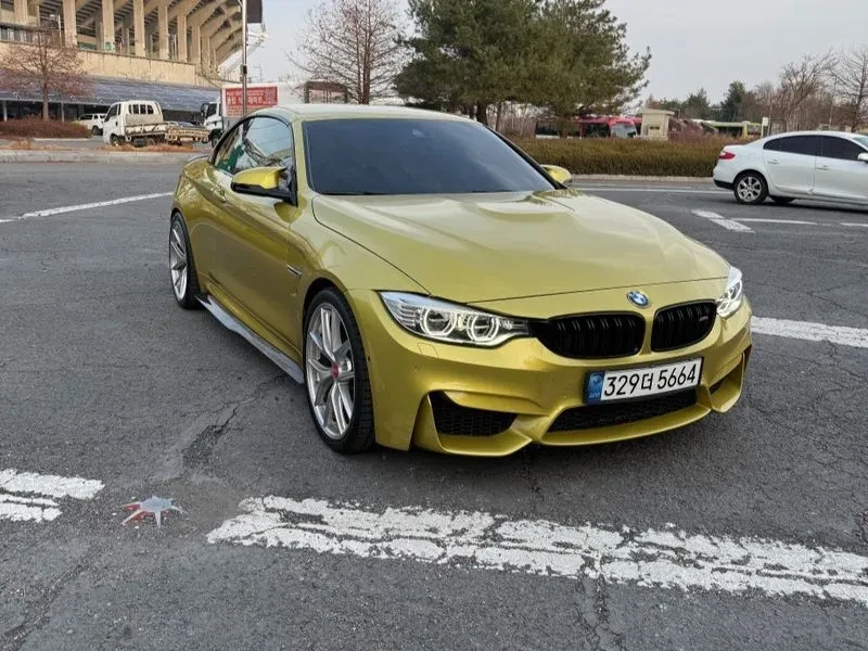 BMW M4, снимка 3 - Автомобили и джипове - 55205230