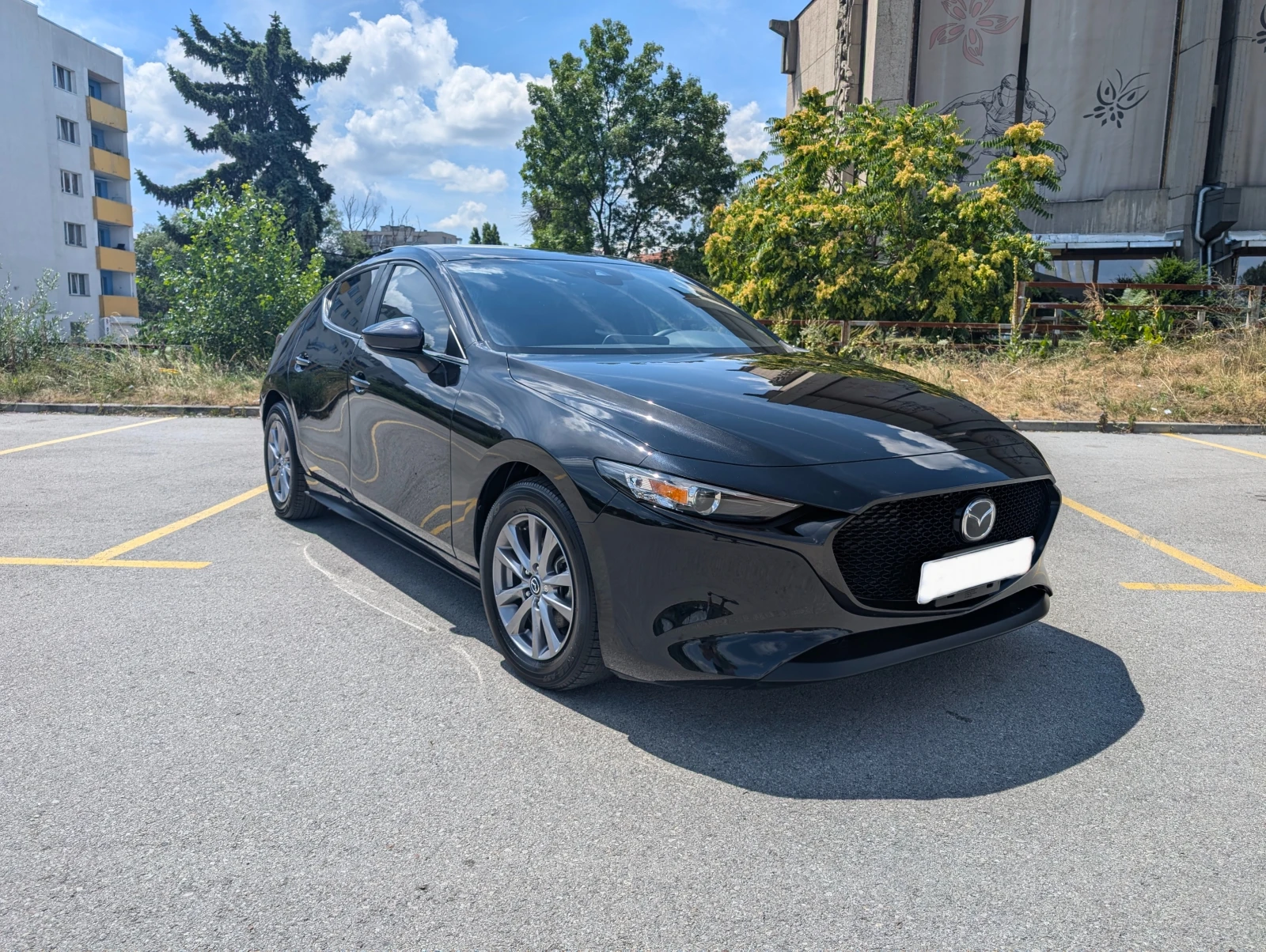 Mazda 3 2.5 Skyactive, 28000км, Лизинг, снимка 1