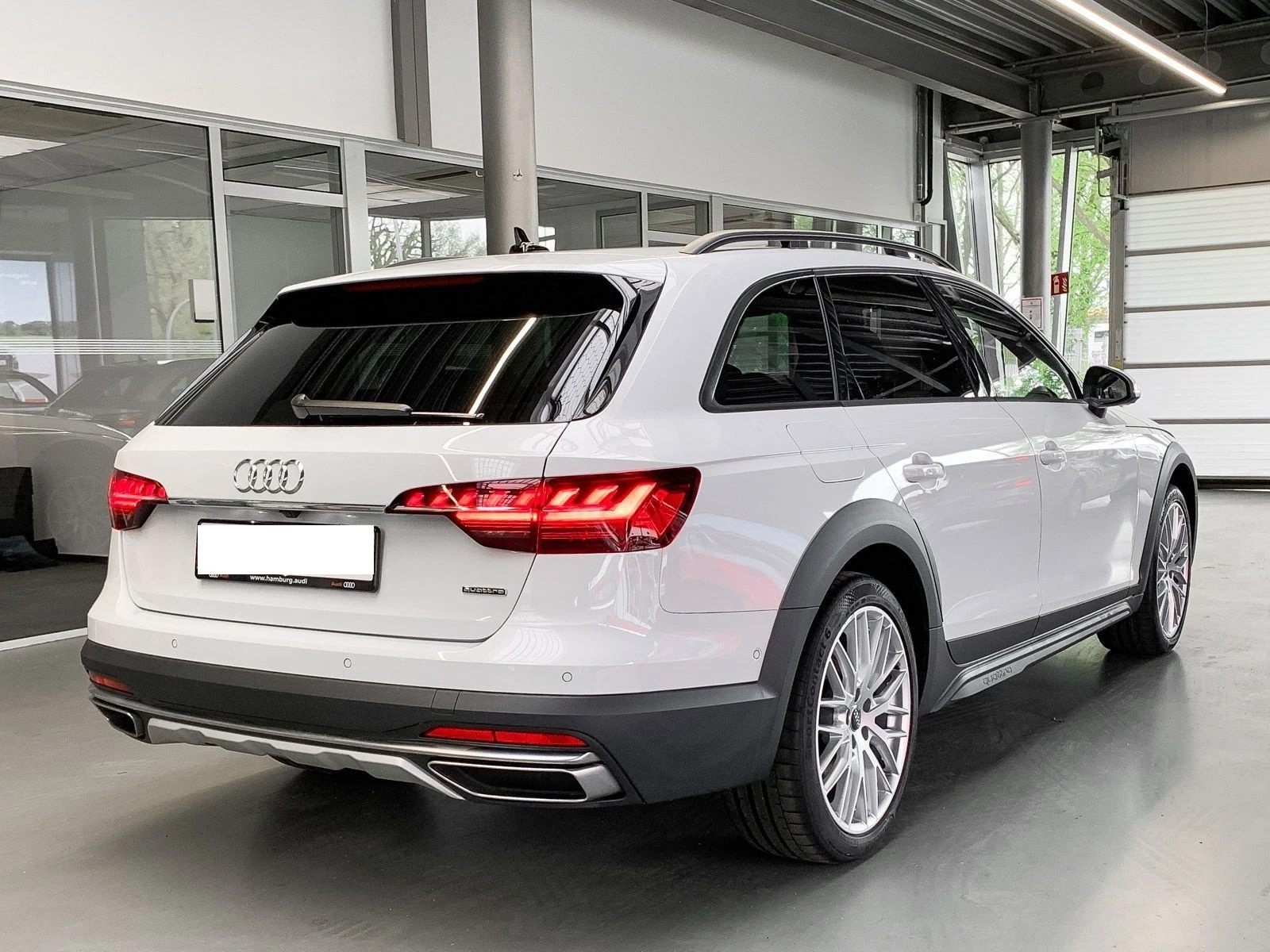 Audi A4 Allroad 50 TDI quattro - изображение 4