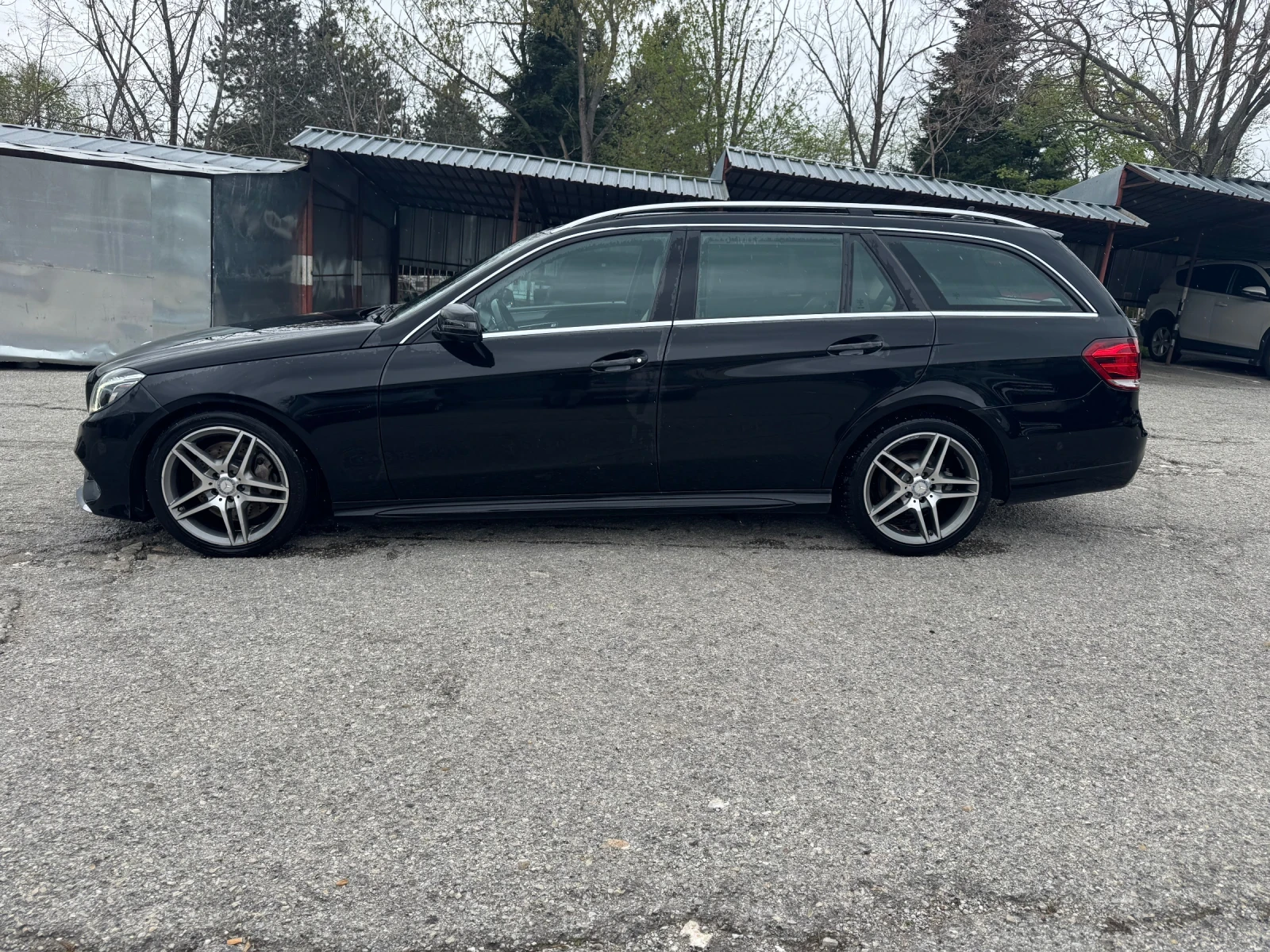 Mercedes-Benz E 350 AMG - изображение 4