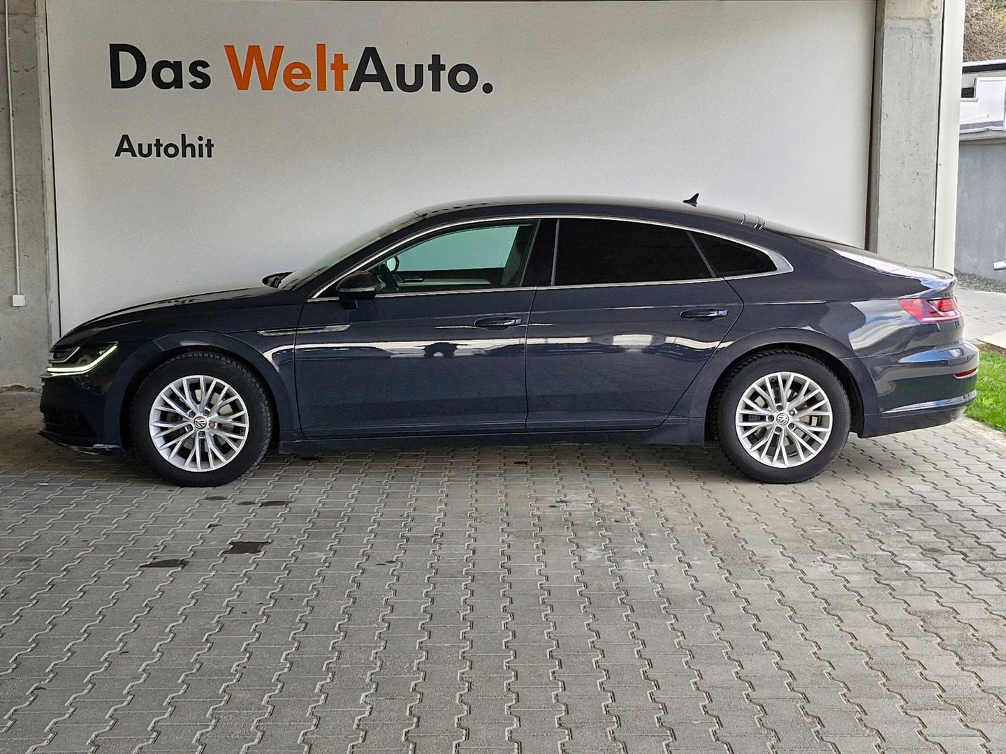 VW Arteon 2.0 TDI BMT - изображение 7
