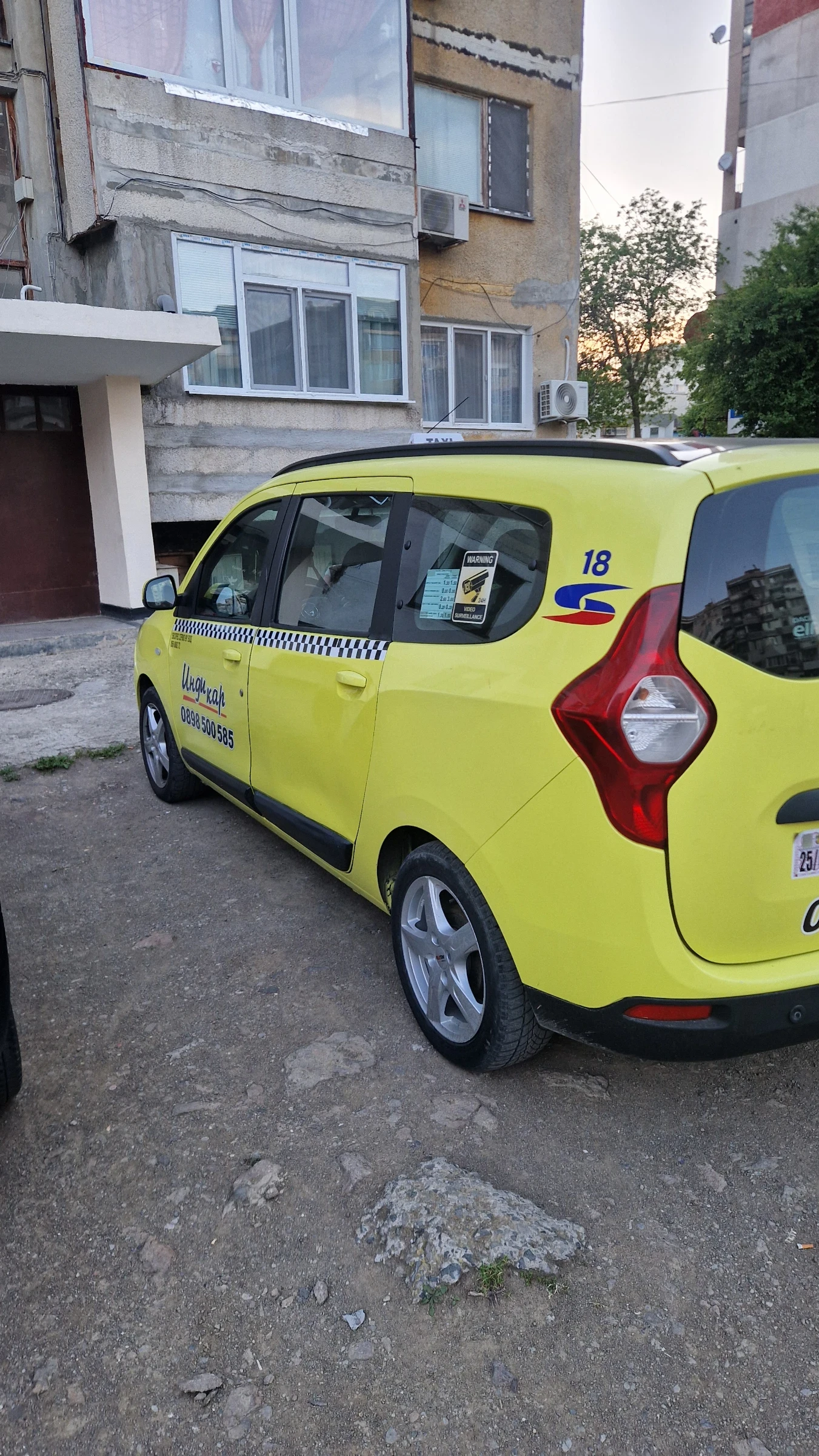 Dacia Lodgy 6+ 1 - изображение 3