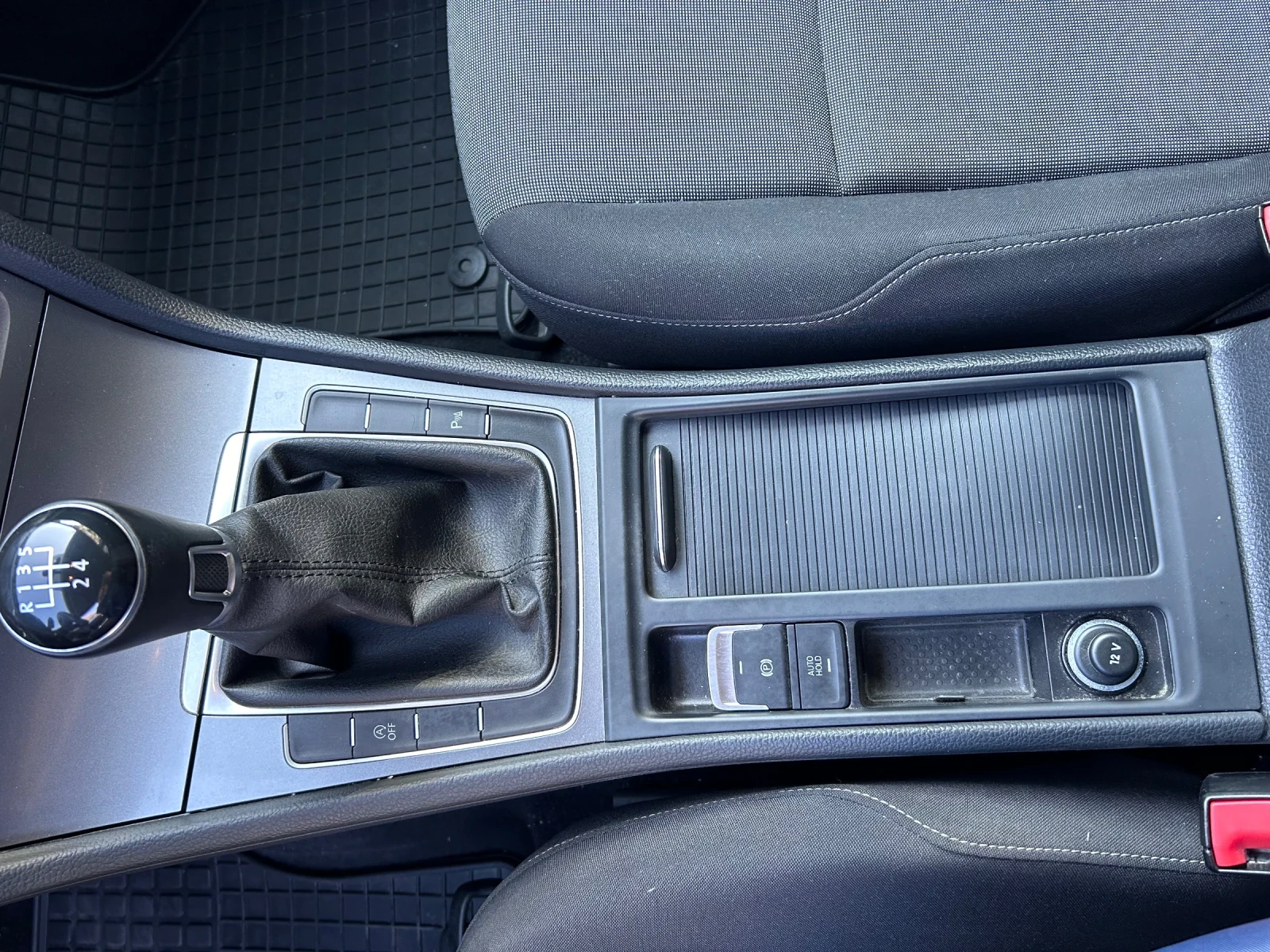 VW Golf 1.2TSI Bluemotion - изображение 10