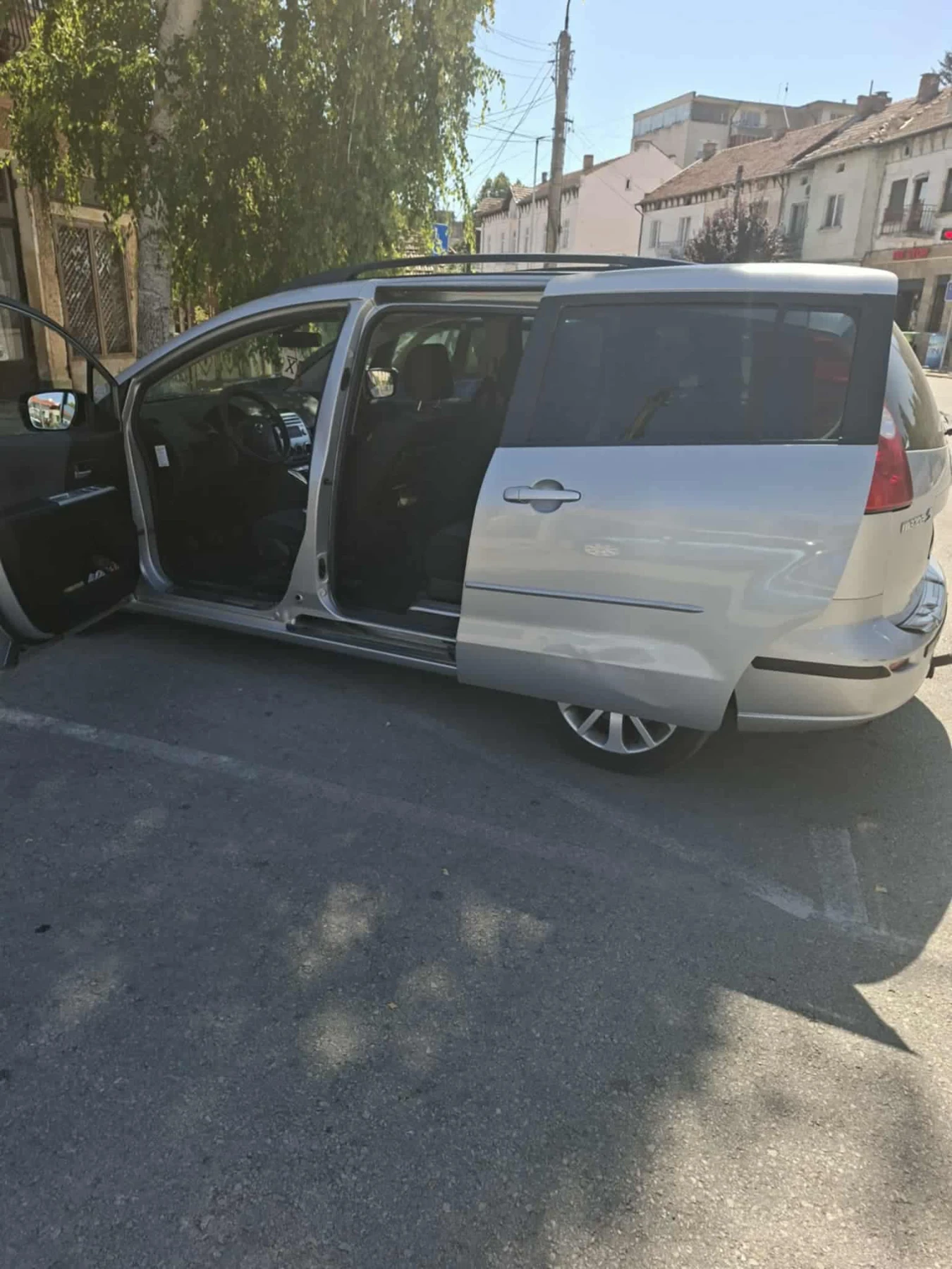 Mazda 5  - изображение 8