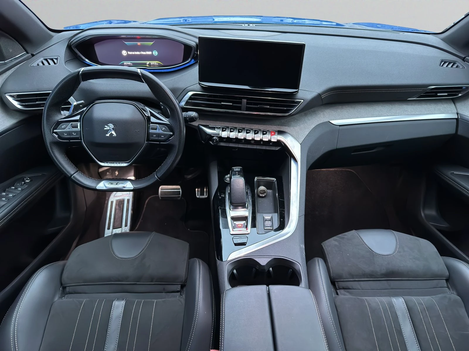 Peugeot 3008 GT PACK 1.6 Plug-in HYBRID 4WD 300 e-EAT8 EURO 6 - изображение 9