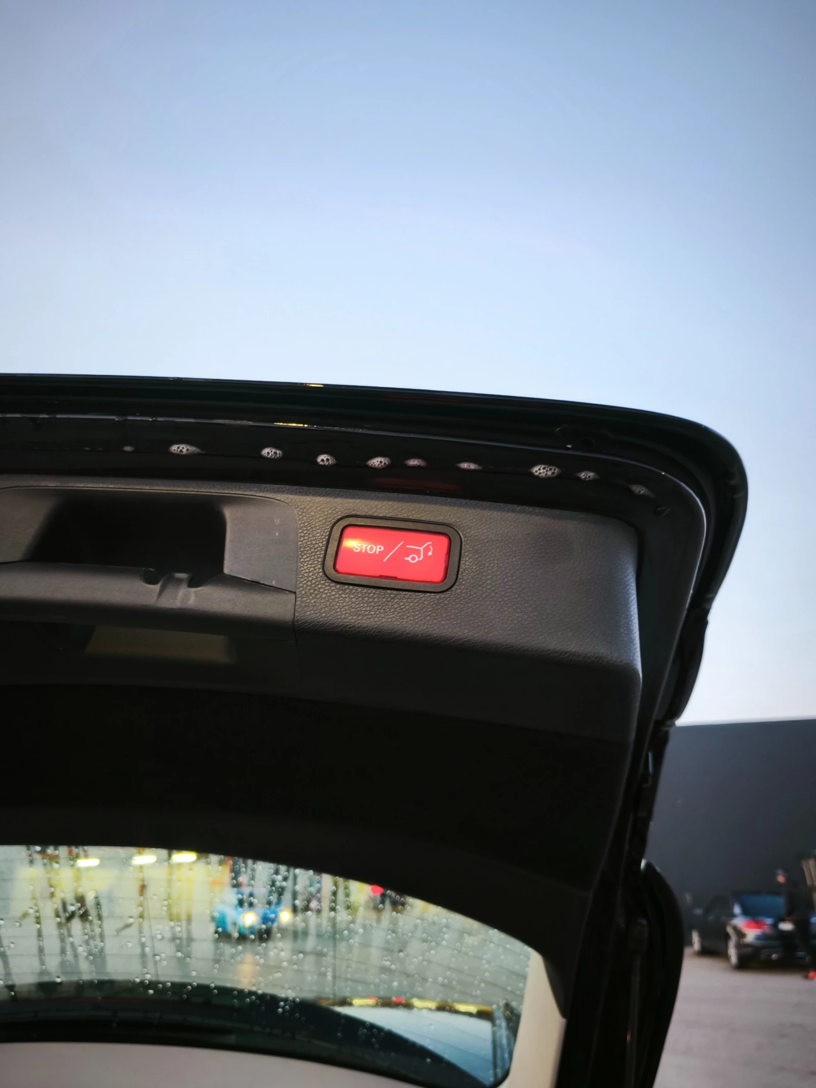 Mercedes-Benz E 220  - изображение 8