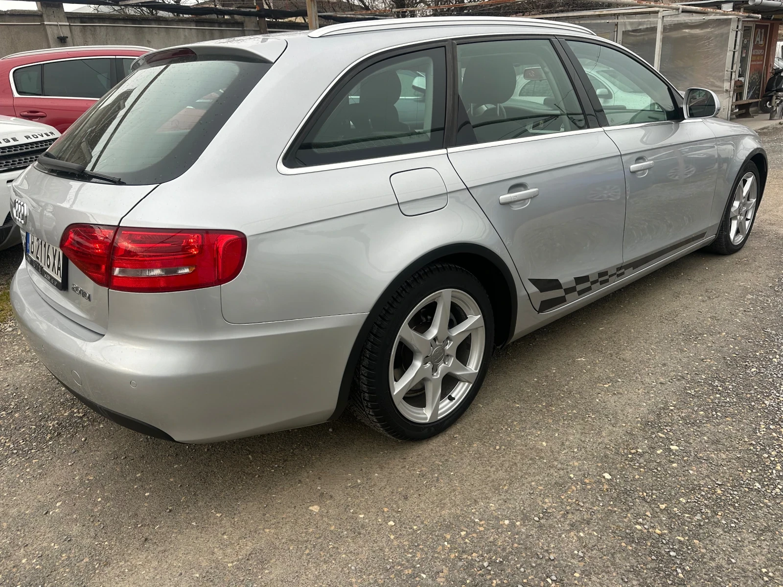 Audi A4 2, 0 TDI-143 k.c. Avtomatik, снимка 4 - Автомобили и джипове - 53964152