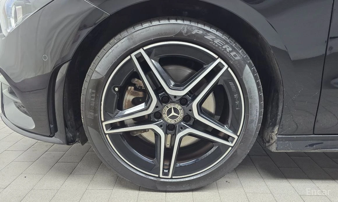 Mercedes-Benz CLA 250 4MATIC* AMBIENT* КАМЕРИ* 360* ПОДГРЕВ* ПАНО* , снимка 16 - Автомобили и джипове - 54116340
