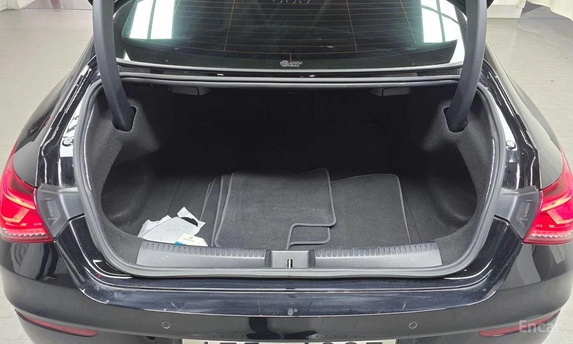 Mercedes-Benz CLA 250 4MATIC* AMBIENT* КАМЕРИ* 360* ПОДГРЕВ* ПАНО* , снимка 15 - Автомобили и джипове - 54116340