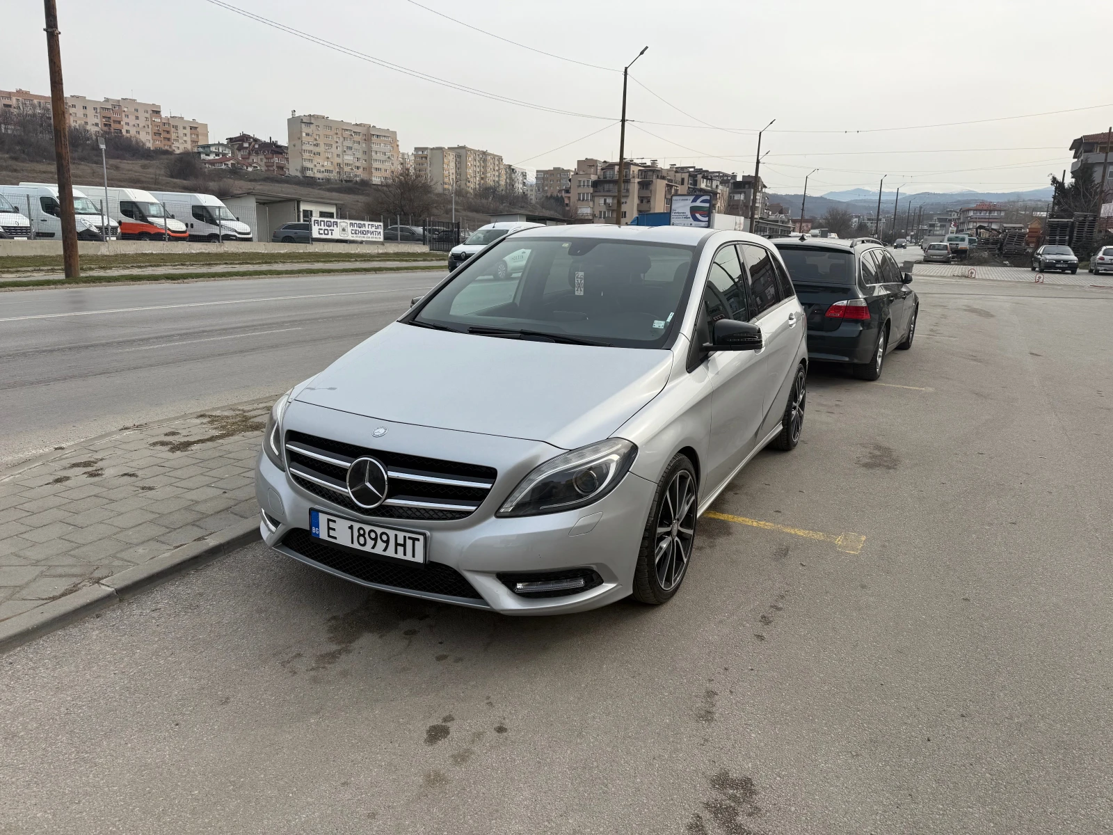 Mercedes-Benz B 220 B 220, снимка 2 - Автомобили и джипове - 54600503