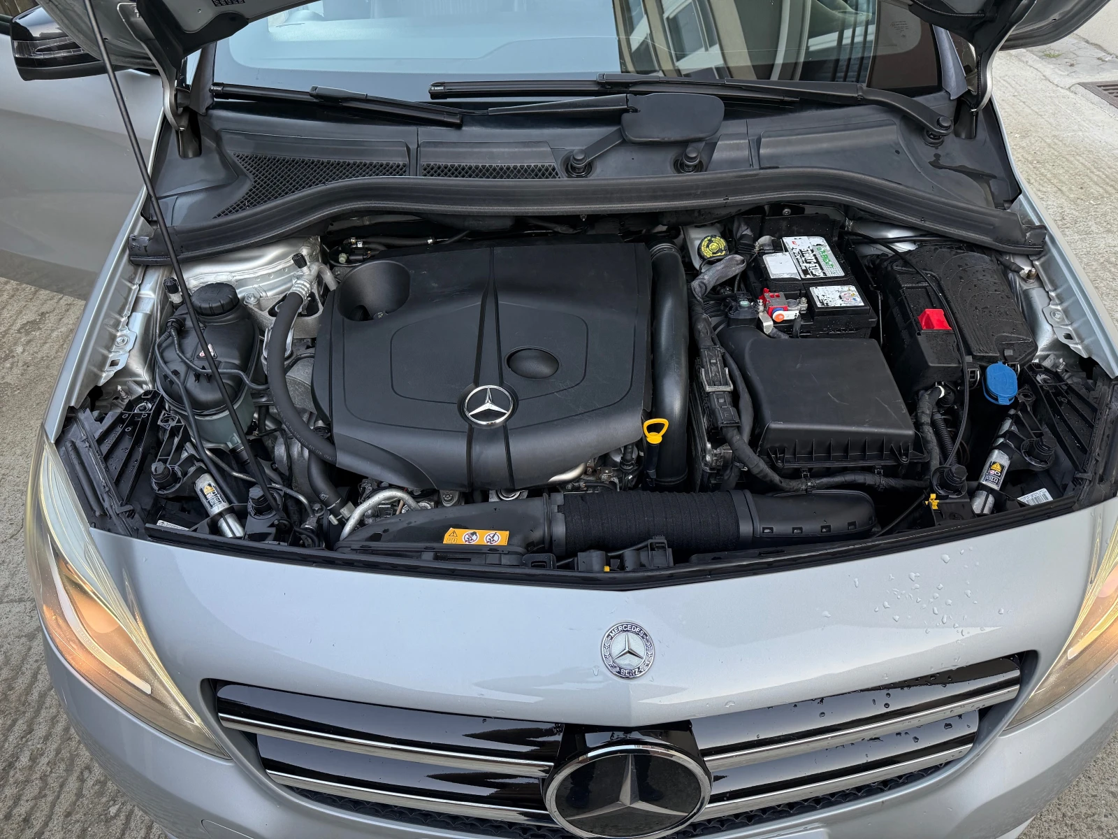 Mercedes-Benz B 220 B 220, снимка 9 - Автомобили и джипове - 54600503
