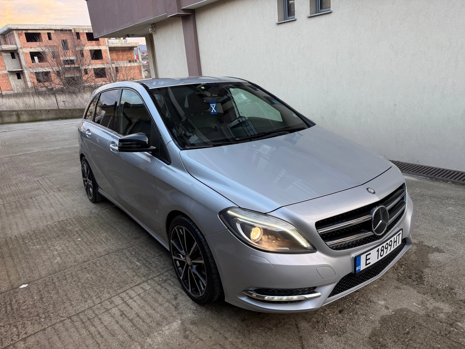 Mercedes-Benz B 220 B 220, снимка 5 - Автомобили и джипове - 54600503