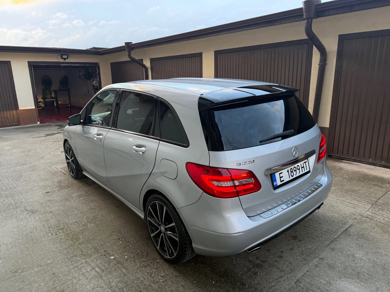 Mercedes-Benz B 220 B 220, снимка 6 - Автомобили и джипове - 54600503