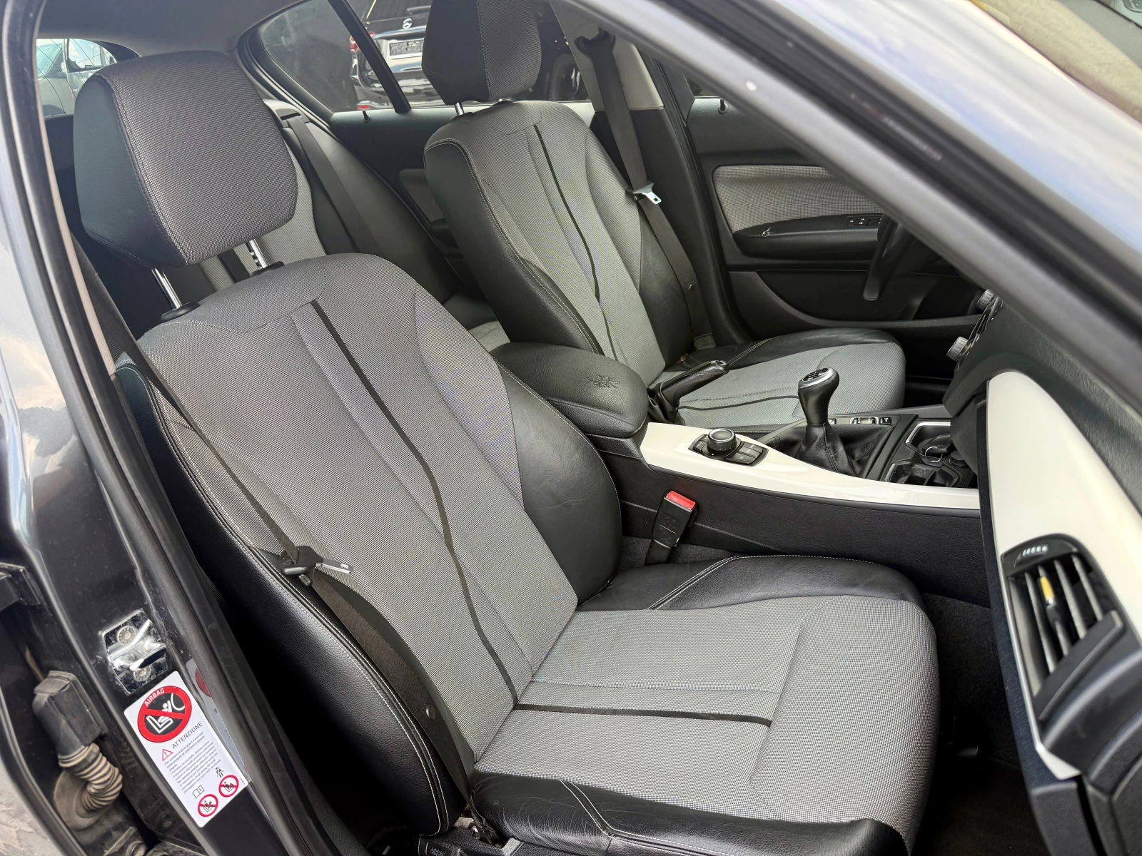 BMW 120  URBAN, снимка 12 - Автомобили и джипове - 54741198