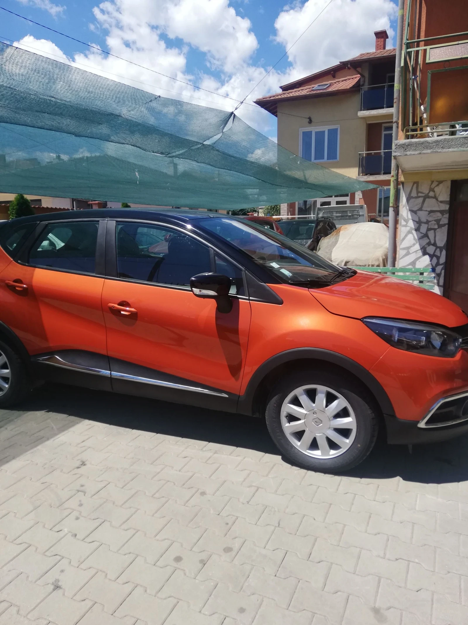 Renault Captur 25000км НОВ АВТОМОБИЛ , снимка 2 - Автомобили и джипове - 54959364