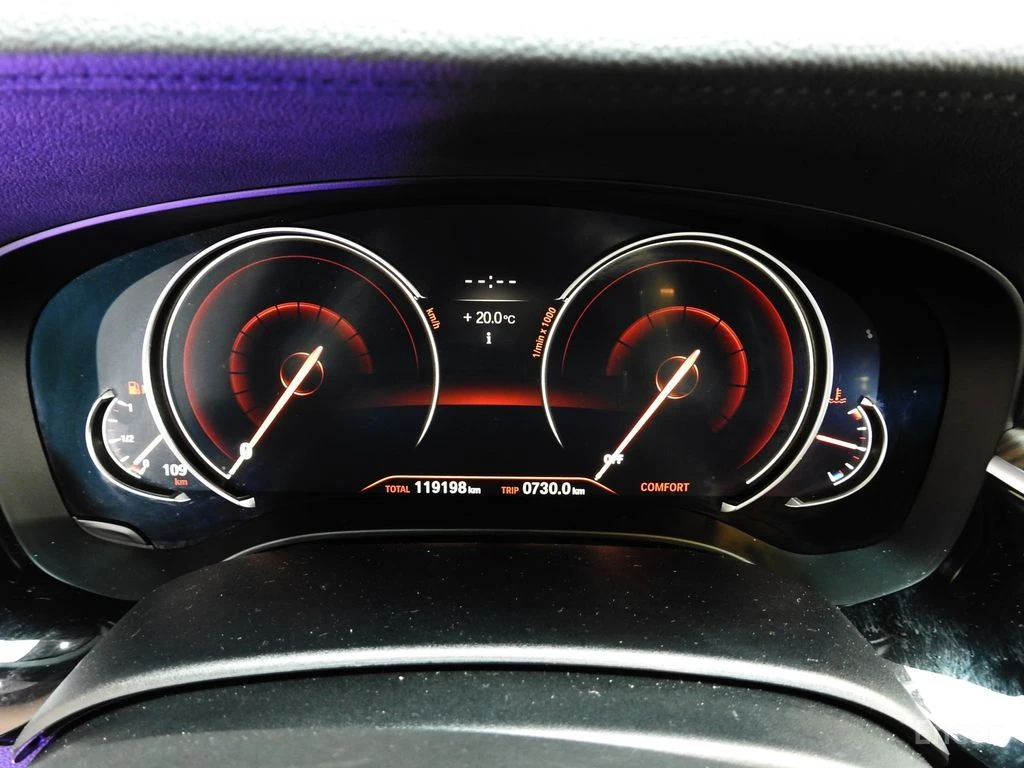 BMW 530 M* SPORT* ПОДГРЕВ* ОБДУХВАНЕ* 360КАМЕРА* LANE* ASS, снимка 9 - Автомобили и джипове - 54932537