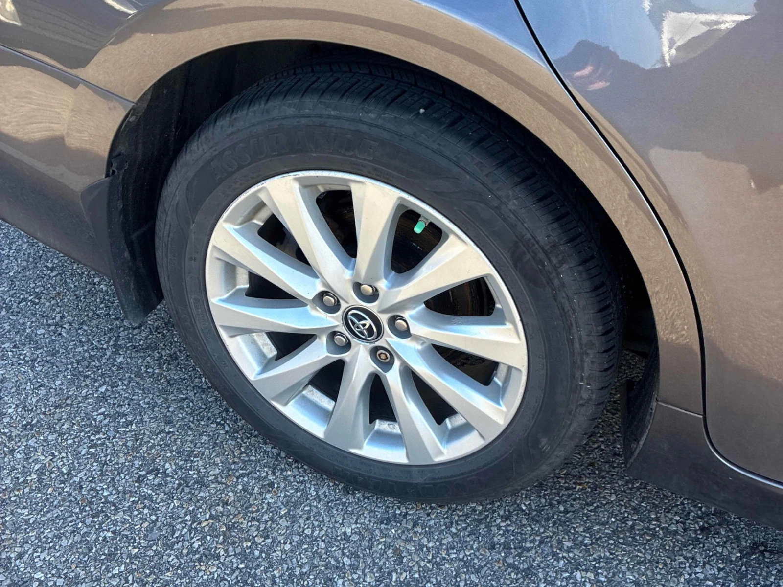 Toyota Camry Auto , Карфакс , Лизинг, снимка 7 - Автомобили и джипове - 56547197