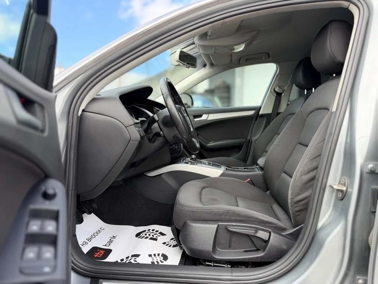 Audi A4 2.0TDI SEDAN, снимка 9 - Автомобили и джипове - 56627693